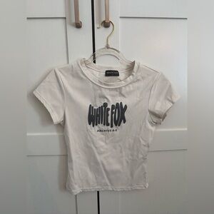 White Fox 6.0 Baby Tee Coconut Top Size Small